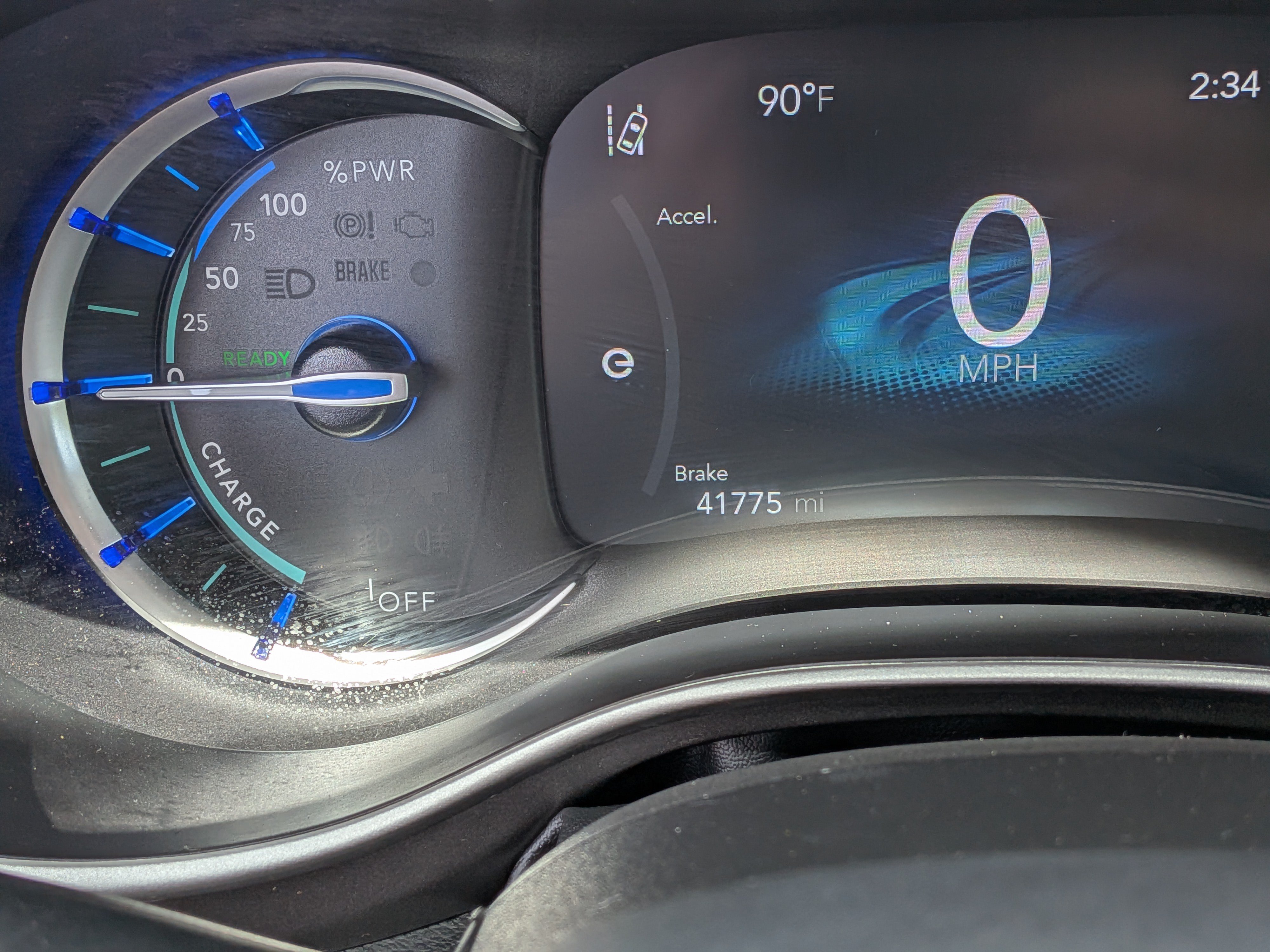 Used 2024 Chrysler Pacifica Limited FWD image 30