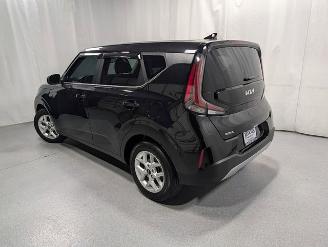 Used 2024 Kia Soul S FWD image 5