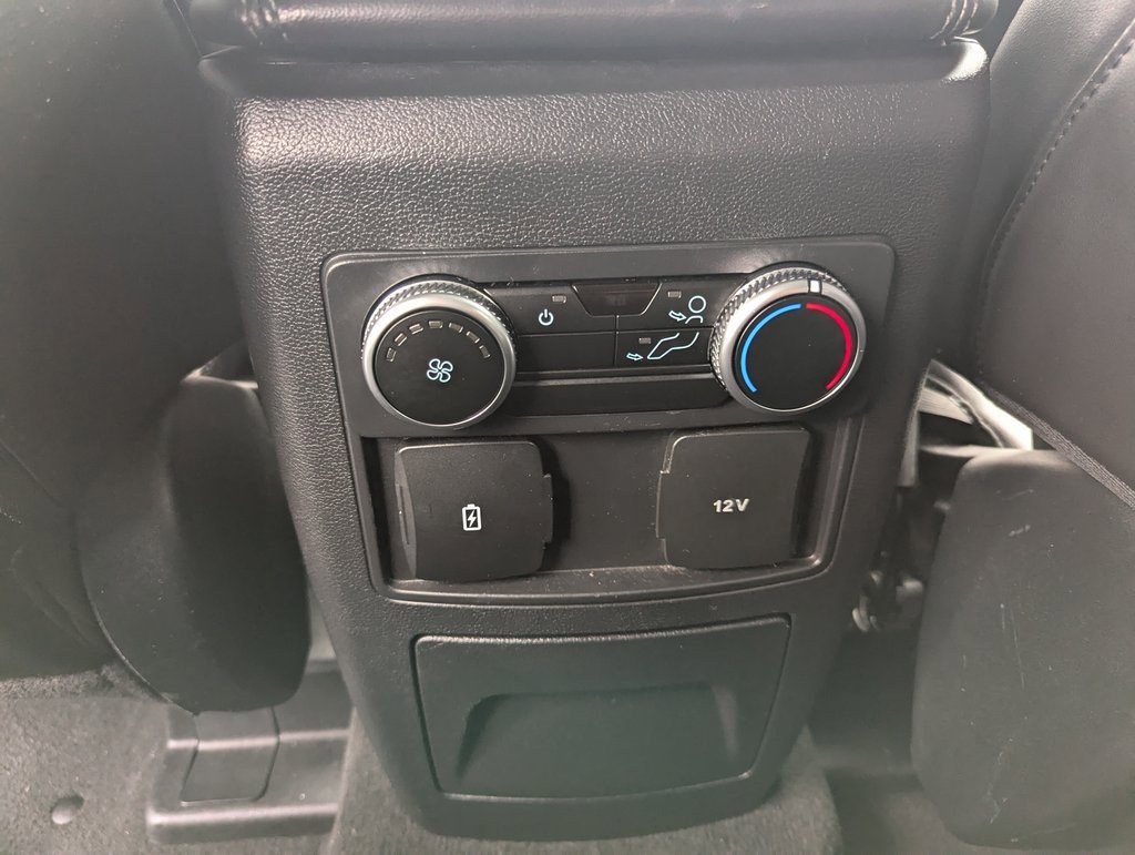 Used 2022 Ford Explorer XLT w/ Equipment Group 202A image 20