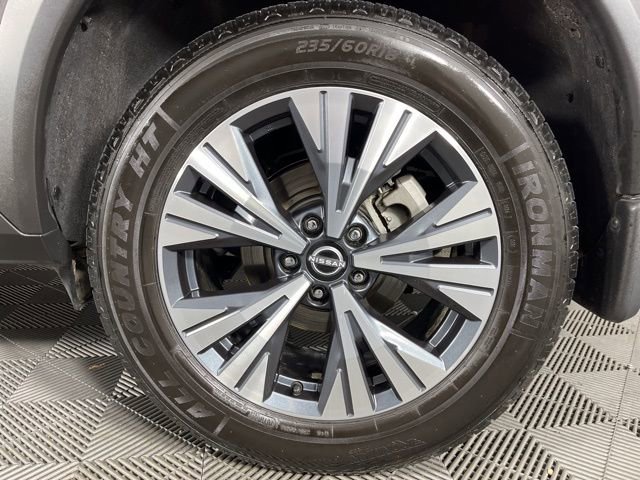 Used 2023 Nissan Rogue SV image 13
