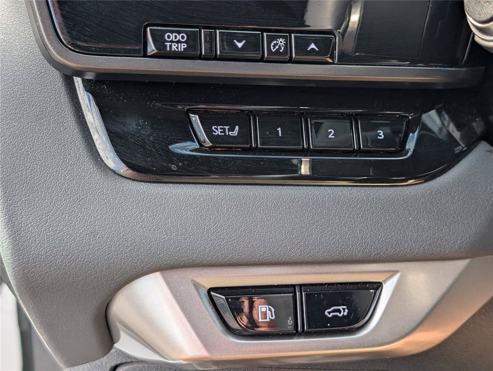 Certified 2025 Lexus RX 350 Premium AWD/4WD image 22