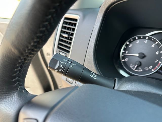 Used 2024 Nissan Frontier SL w/ Technology Package RWD image 24