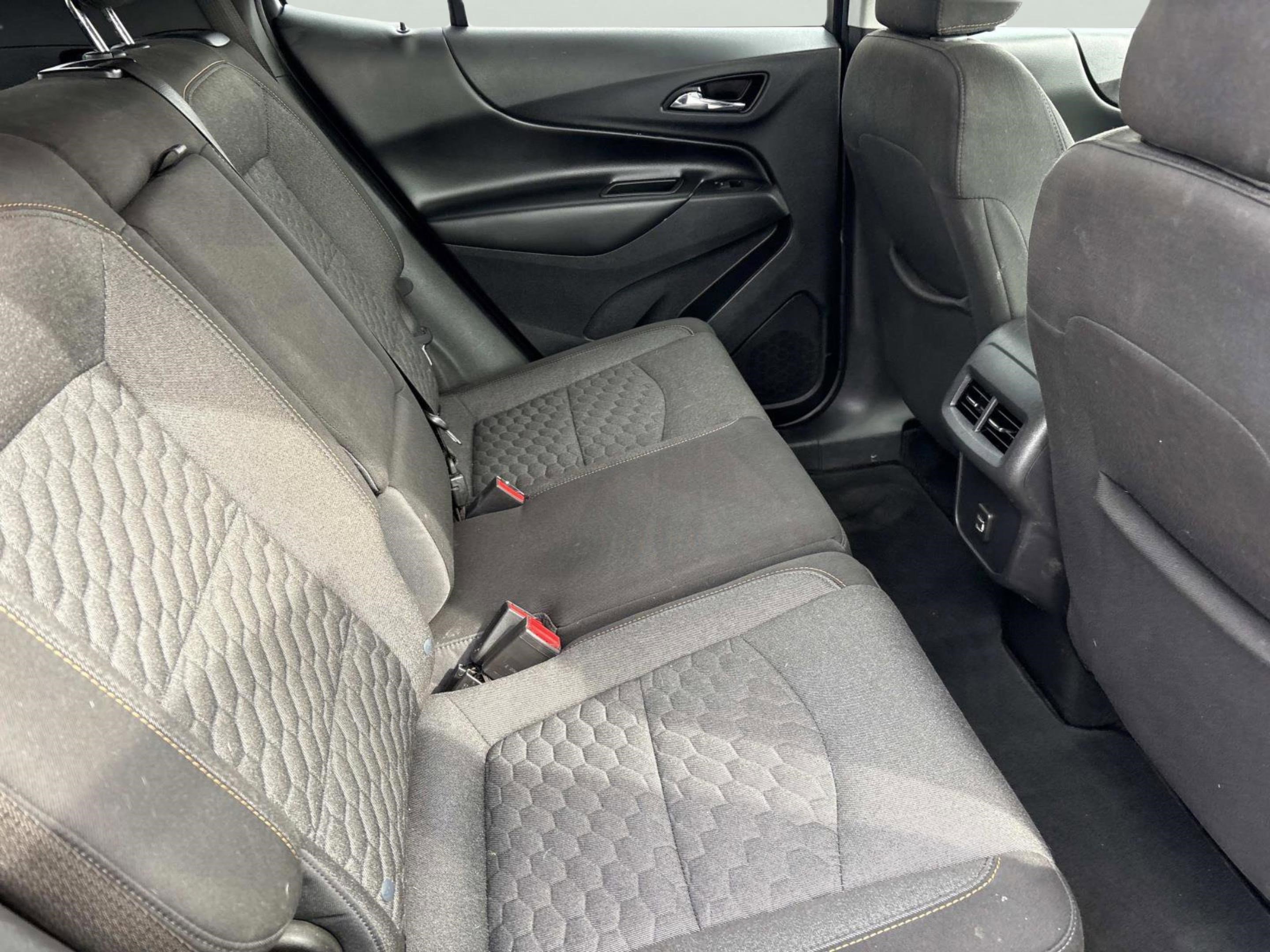 Used 2020 Chevrolet Equinox LT image 20