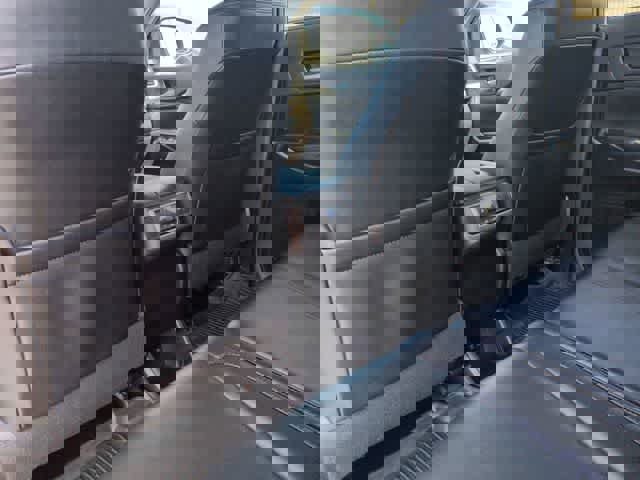 Used 2019 Toyota Highlander XLE image 18