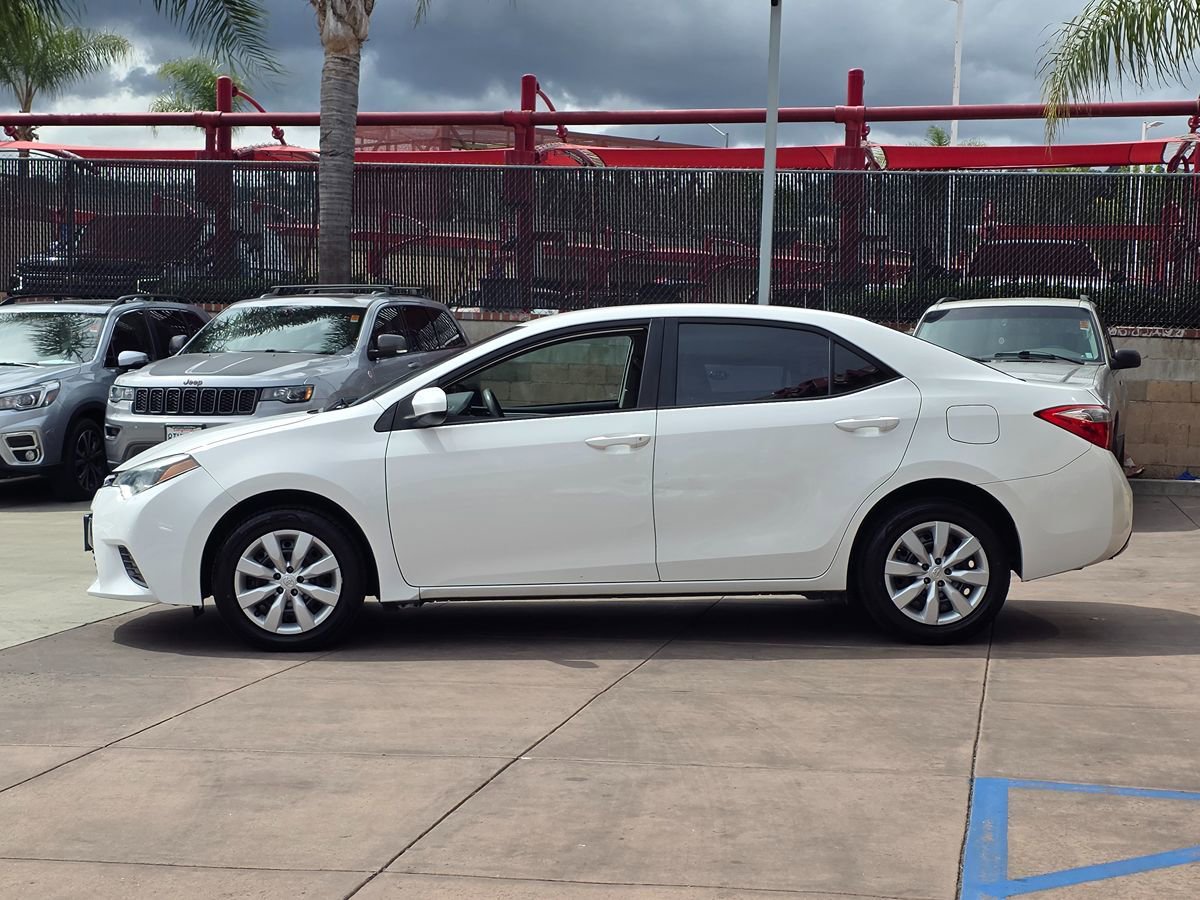 Used 2015 Toyota Corolla LE FWD image 10