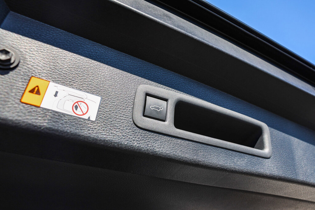 Certified 2026 Toyota Sienna LE image 30