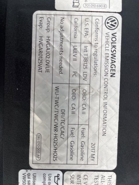 Used 2017 Volkswagen Tiguan Wolfsburg Edition image 24