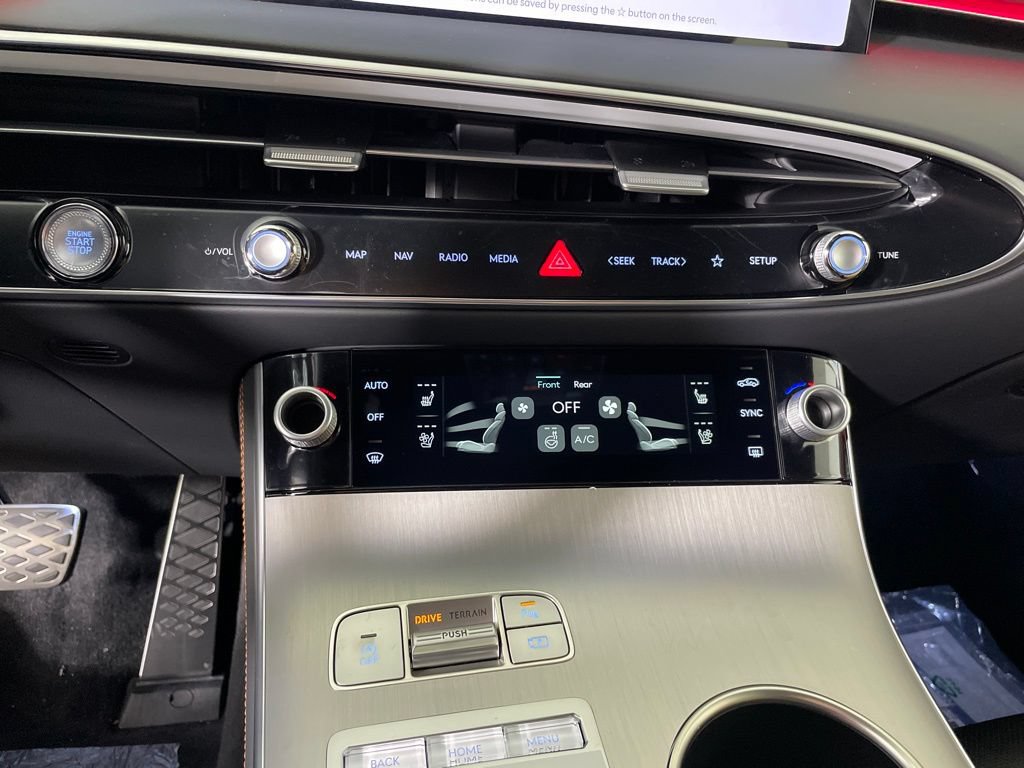 New 2026 Genesis GV70 3.5T Sport Advanced AWD/4WD image 10