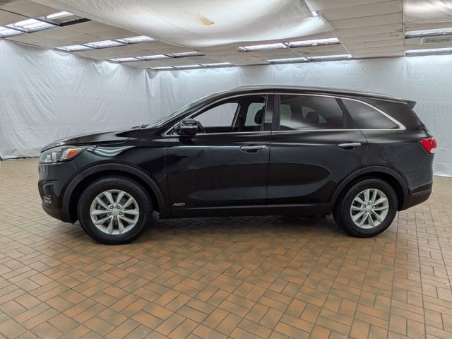 Used 2016 Kia Sorento LX w/ LX Convenience Package image 4