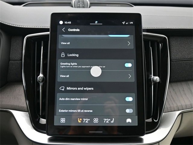 New 2026 Volvo XC90 B6 Ultra image 18