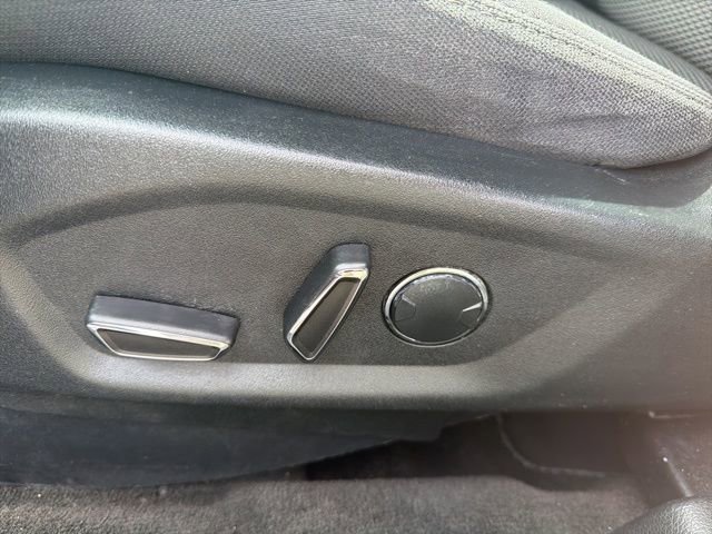 Certified 2018 Ford Explorer XLT AWD/4WD image 29