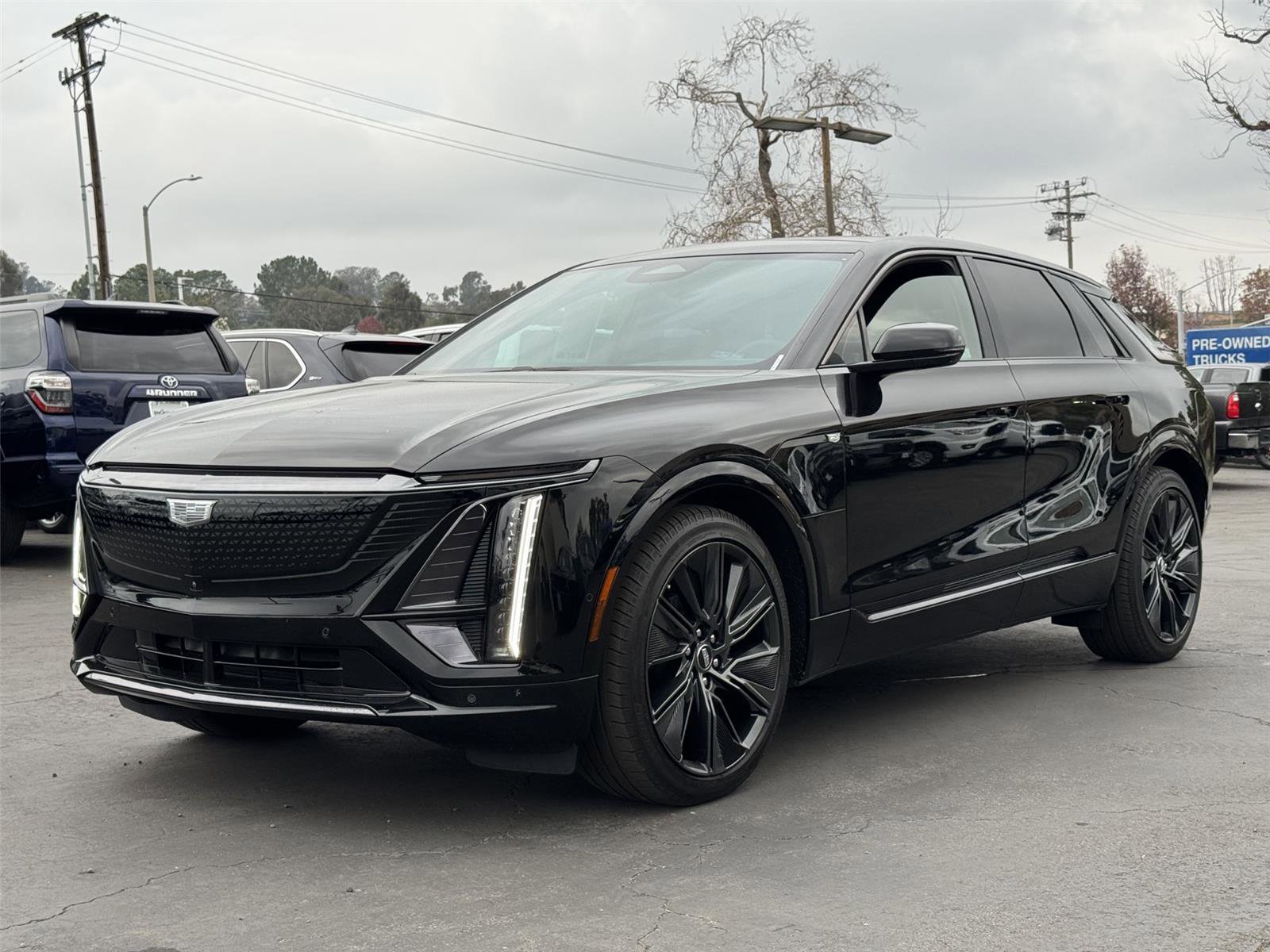 Used 2024 Cadillac Lyriq Sport image 4