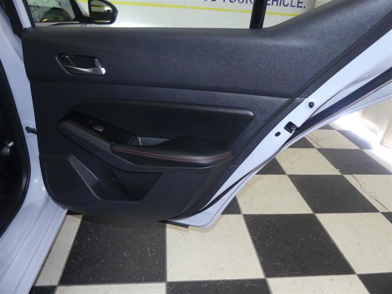 Used 2024 Nissan Altima 2.5 SR FWD image 26