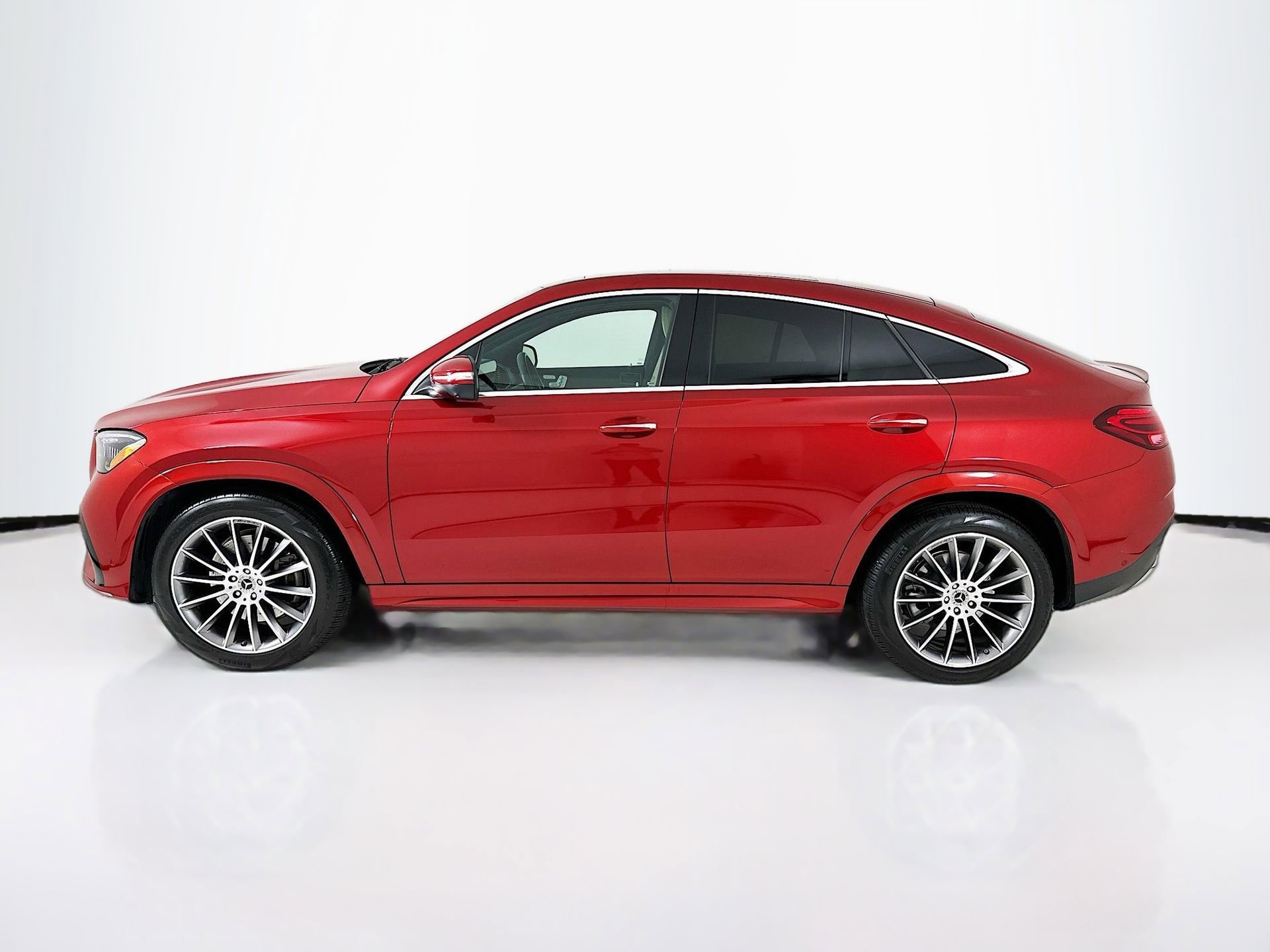 Used 2025 Mercedes-Benz GLE 450 4MATIC Coupe image 5