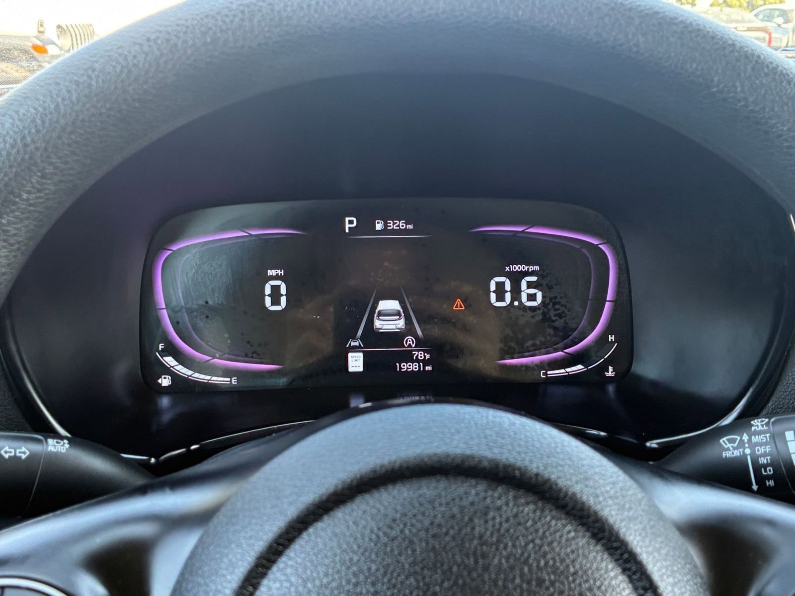 Used 2025 Kia Soul LX w/ LX Technology Package image 38