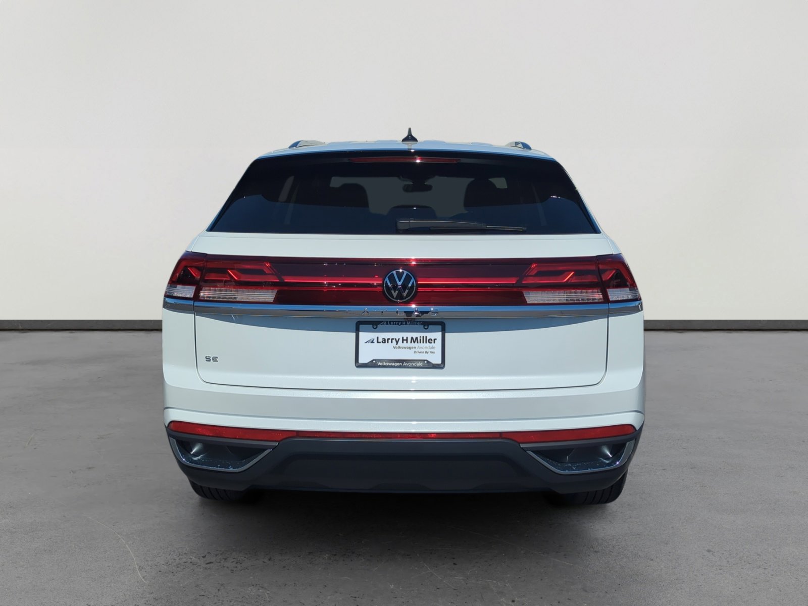 New 2026 Volkswagen Atlas Cross Sport SE image 4