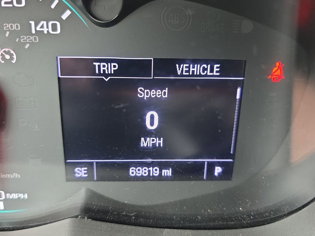 Used 2019 Chevrolet Trax LT w/ LT Convenience Package AWD/4WD image 21