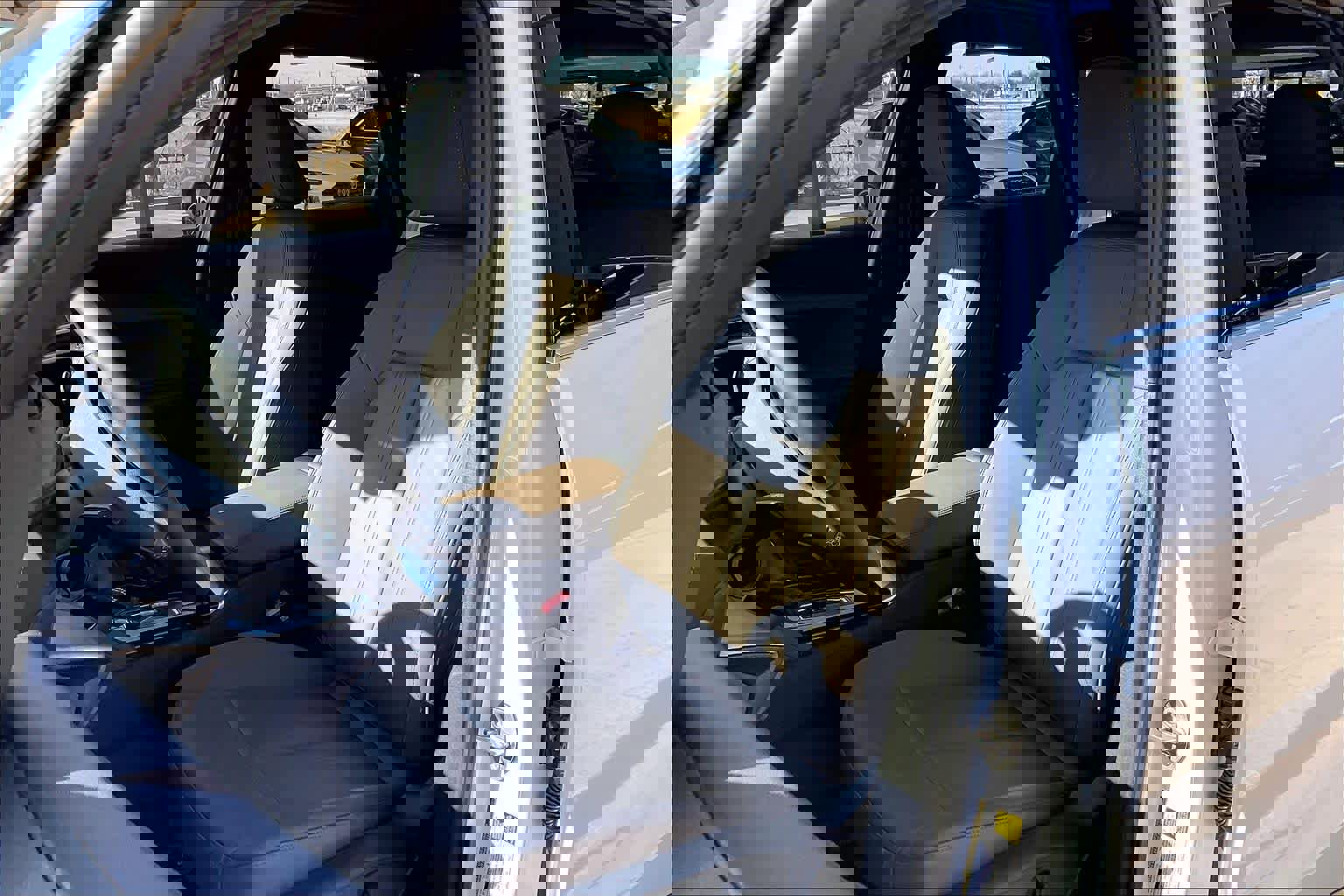 Used 2025 Audi Q5 Premium w/ Convenience Package image 7