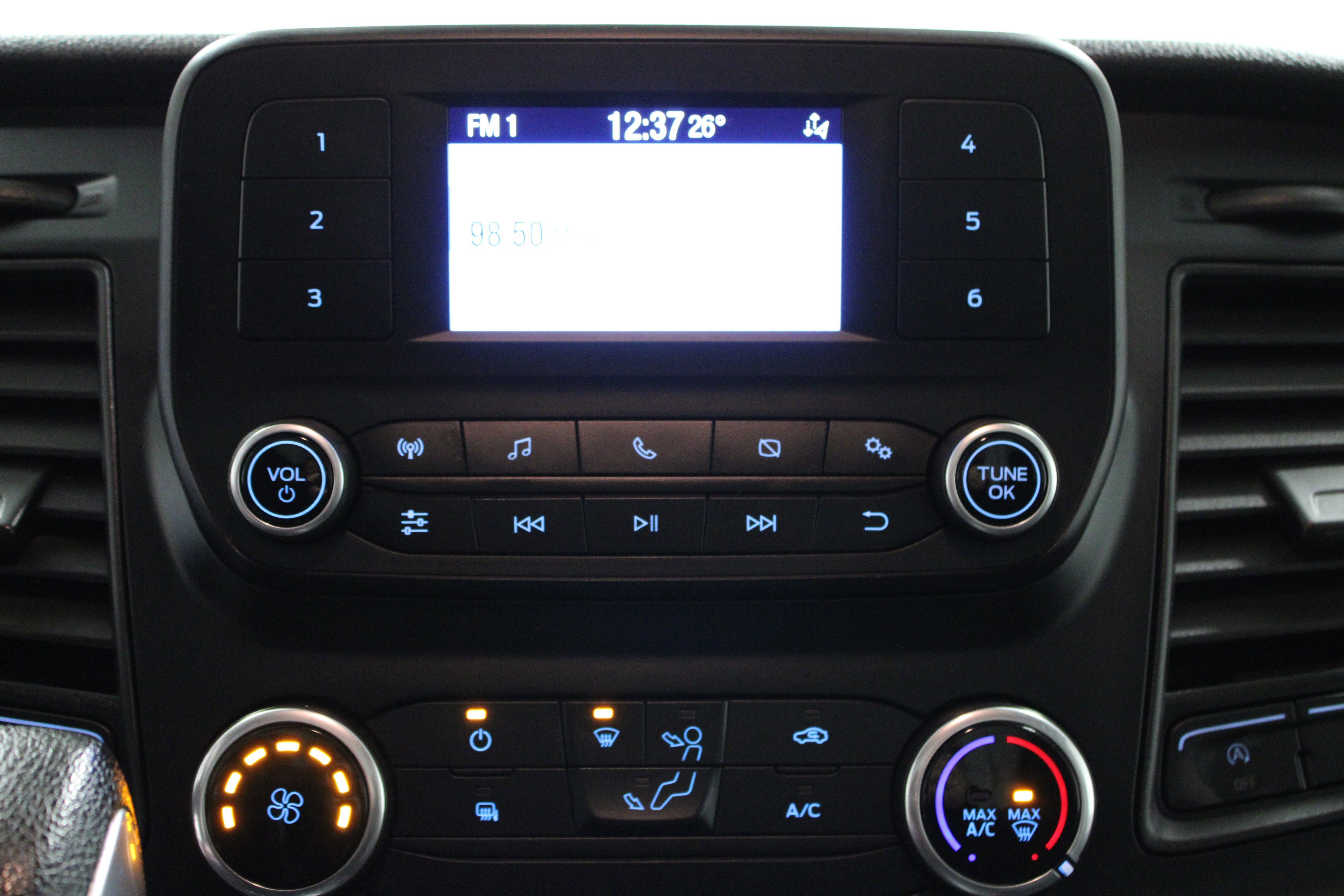 Used 2020 Ford Transit 250 148 High Roof Extended image 19