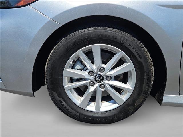 Used 2026 Toyota Camry LE FWD image 29