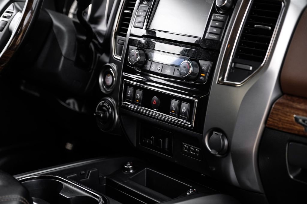 Used 2019 Nissan Titan Platinum Reserve w/ Platinum Utility Package AWD/4WD image 20