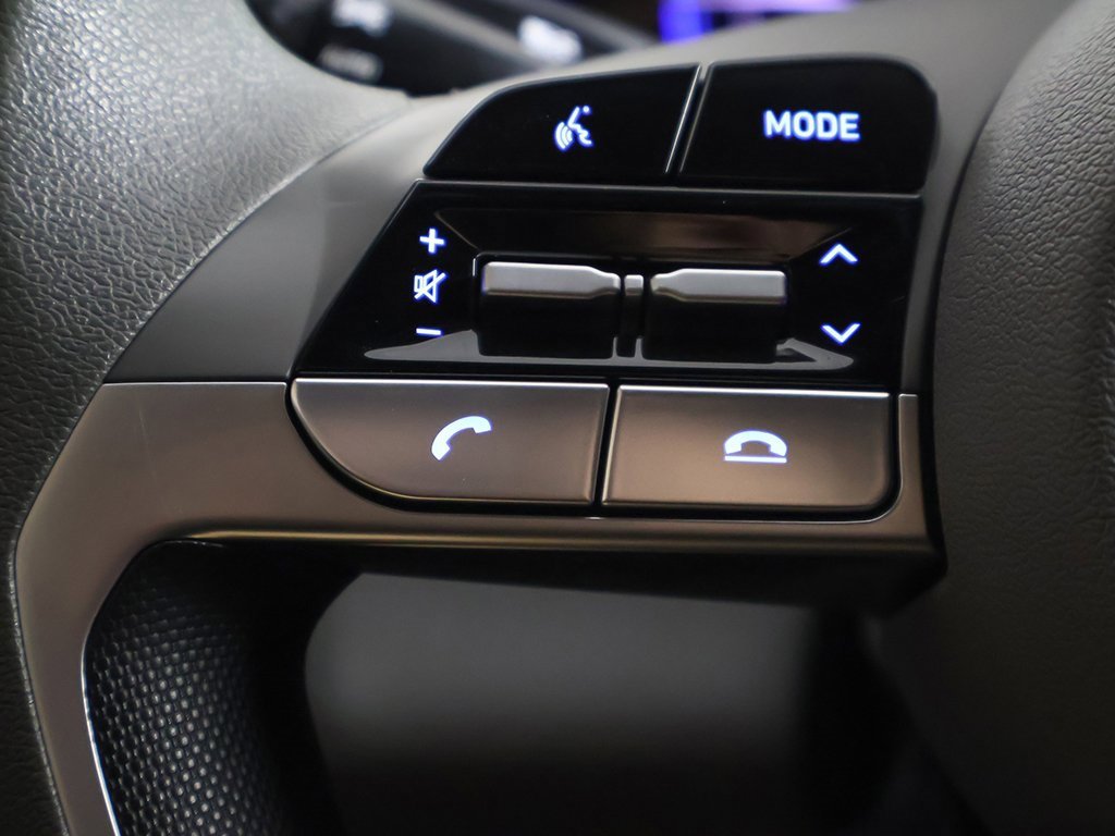 Used 2023 Hyundai Elantra Blue image 34