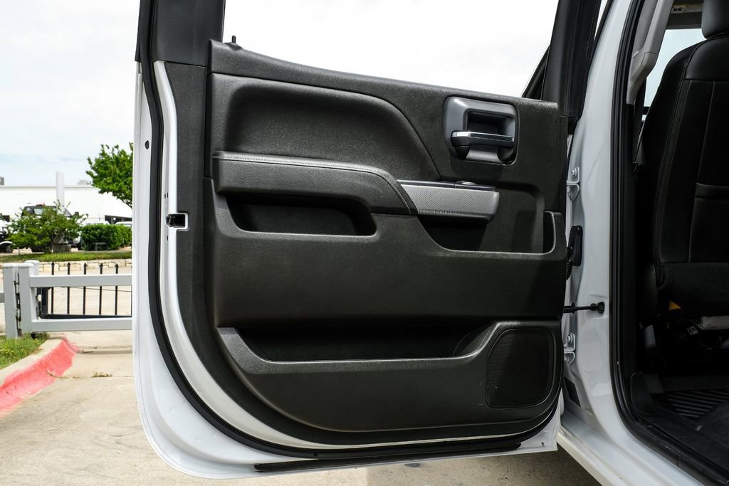 Used 2018 Chevrolet Silverado 1500 LTZ Z71 w/ LTZ Plus Package AWD/4WD image 45