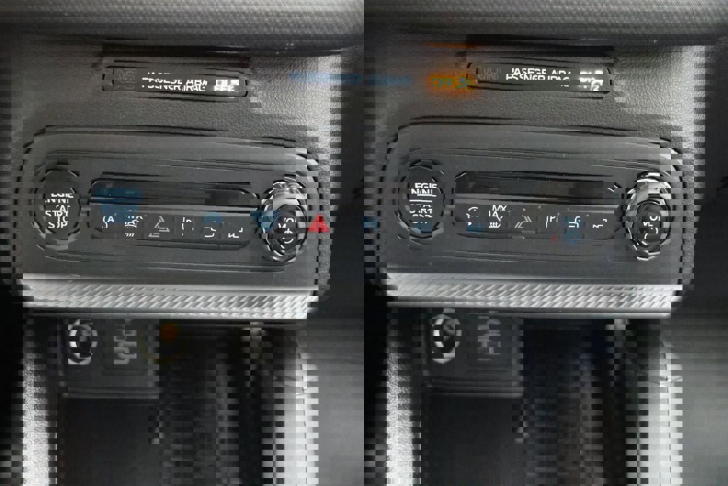 Used 2025 Ford Bronco Sport Badlands image 22