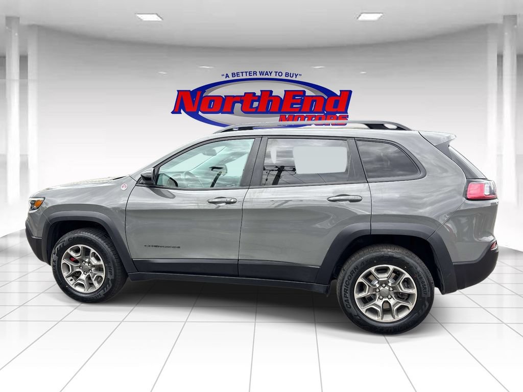Used 2022 Jeep Cherokee Trailhawk w/ Premium Leather Package AWD/4WD image 6