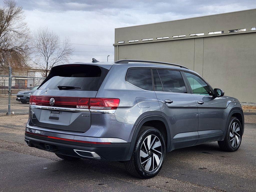 Used 2025 Volkswagen Atlas SE AWD/4WD image 7