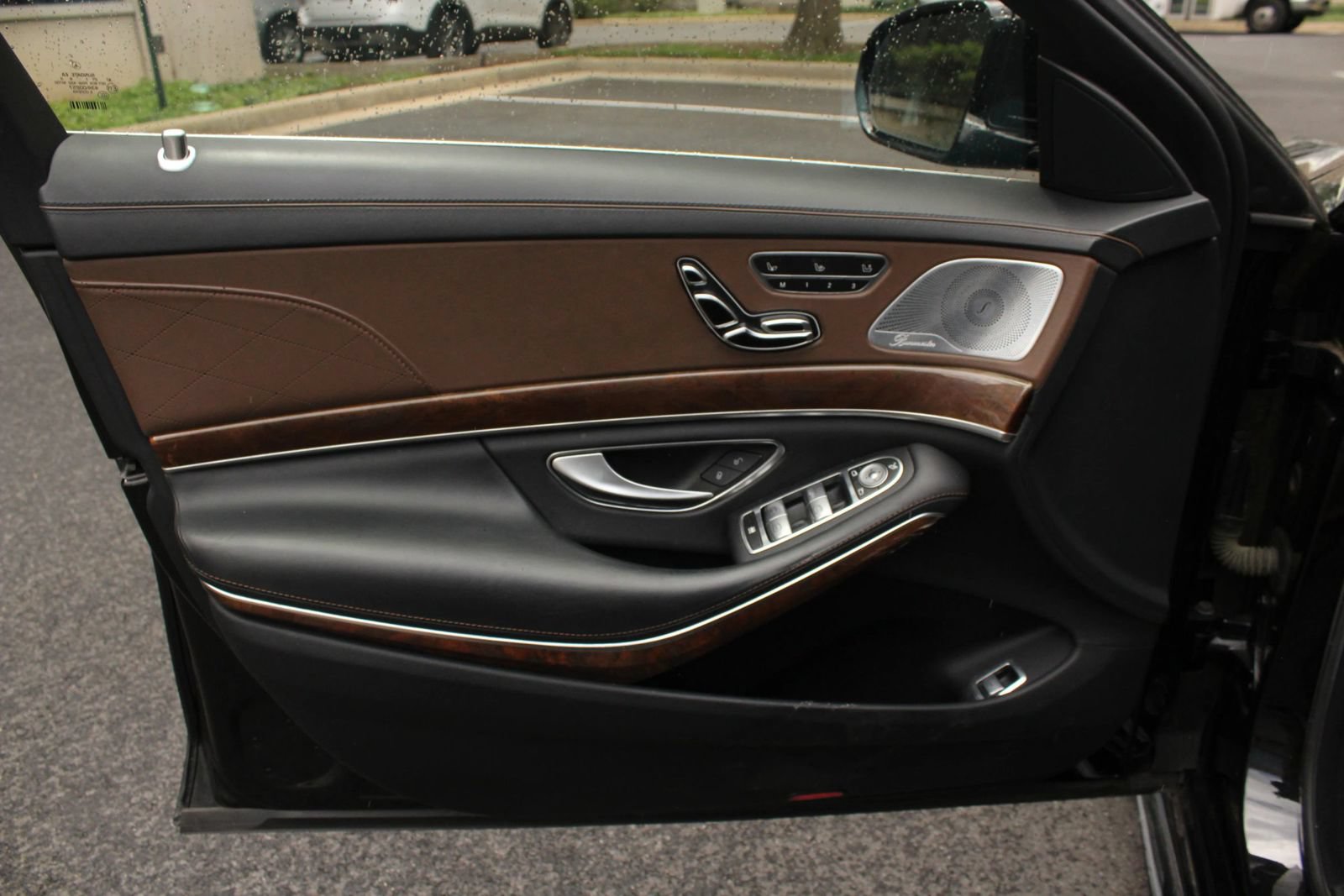 Used 2014 Mercedes-Benz S 550 Sedan image 15