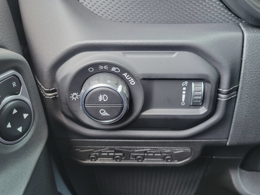 New 2026 Jeep Gladiator Rubicon AWD/4WD image 12
