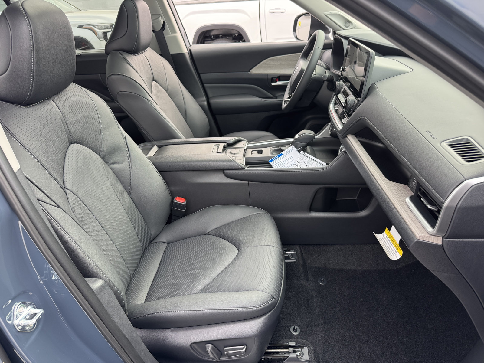 New 2026 Toyota Grand Highlander AWD image 9