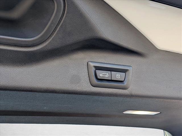 Used 2024 BMW X5 xDrive50e w/ Executive Package image 7