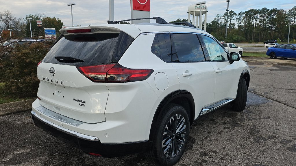New 2026 Nissan Rogue Platinum AWD/4WD image 3