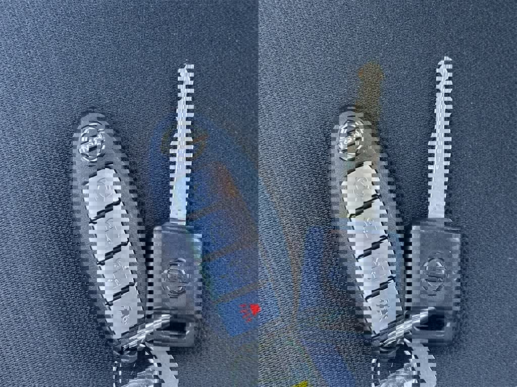 Used 2024 Nissan Frontier Pro-X w/ Pro Convenience Package image 20