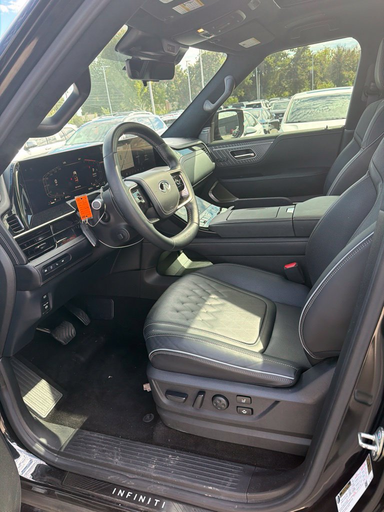 Used 2025 INFINITI QX80 Autograph w/ Premium Cargo Package AWD/4WD image 10