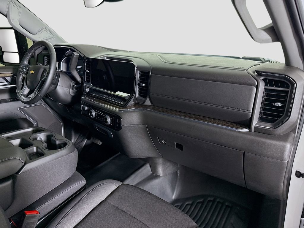 Used 2025 Chevrolet Silverado 2500 LT AWD/4WD image 27