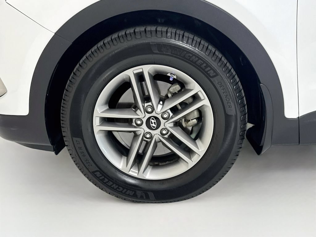 Used 2018 Hyundai Santa Fe Sport w/ 2.4L Value Package 02 AWD/4WD image 31