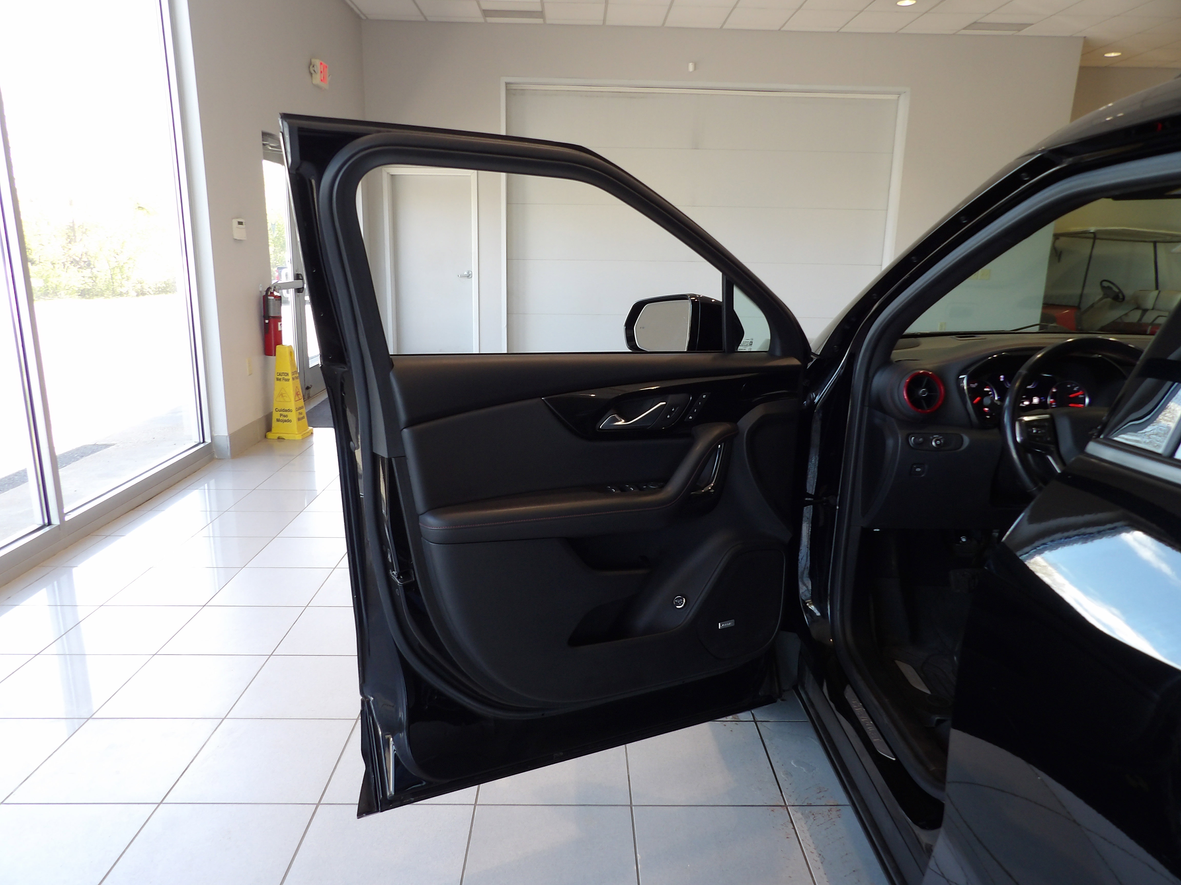 Used 2022 Chevrolet Blazer RS w/ Enhanced Convenience Package AWD/4WD image 9