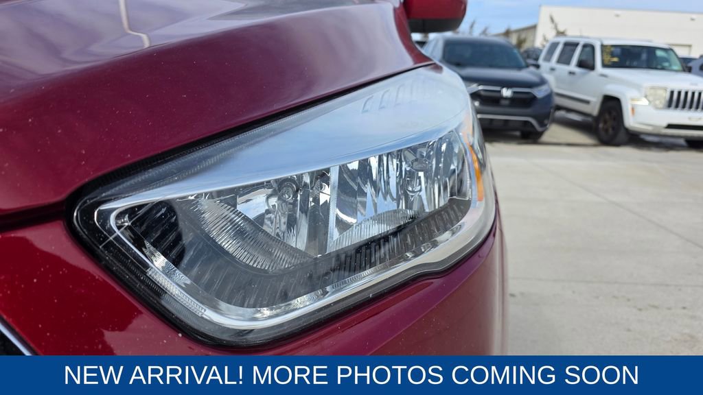 Used 2019 Ford Escape SE image 9