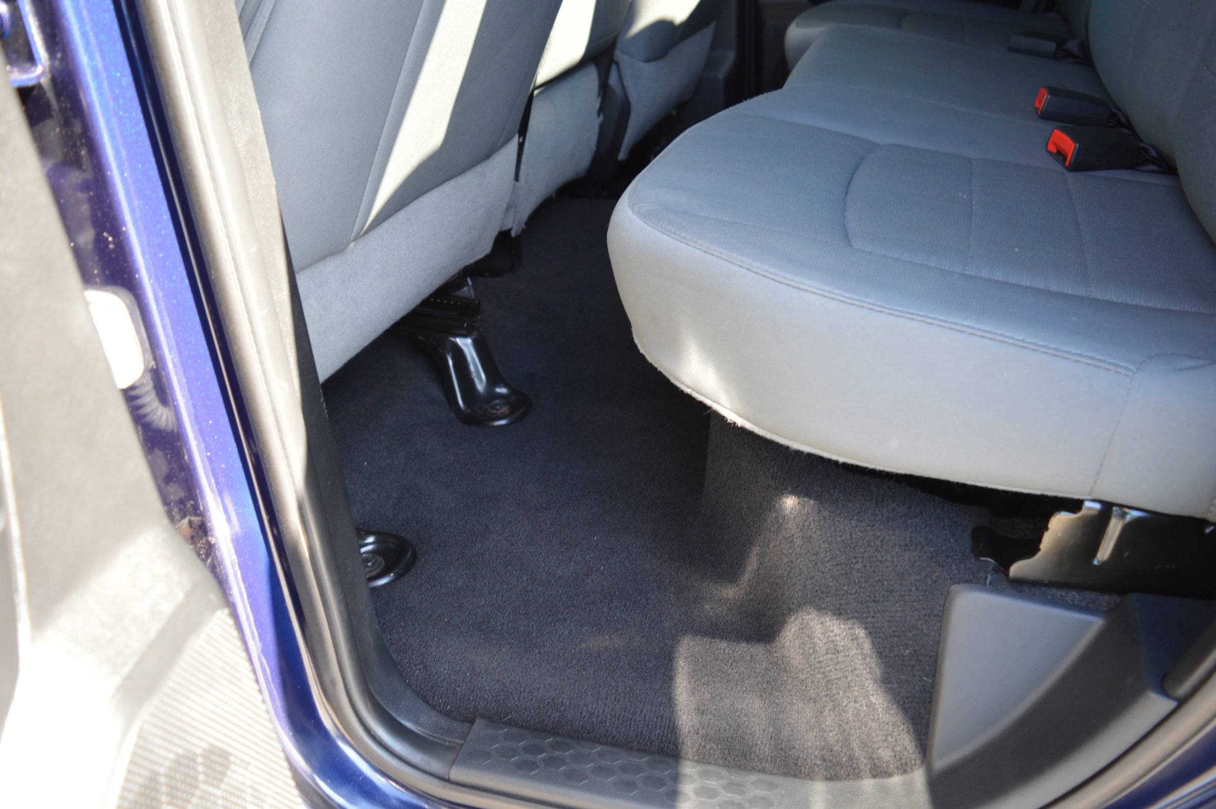 Used 2014 RAM 1500 Express image 17