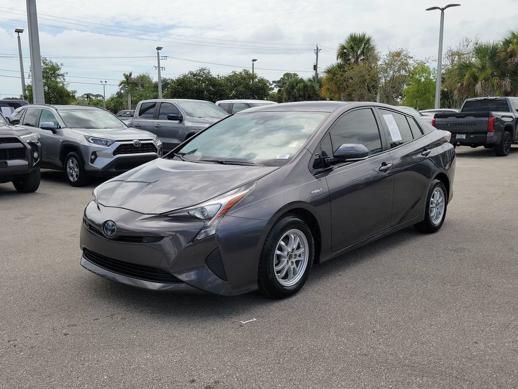 Used 2017 Toyota Prius Four FWD image 31
