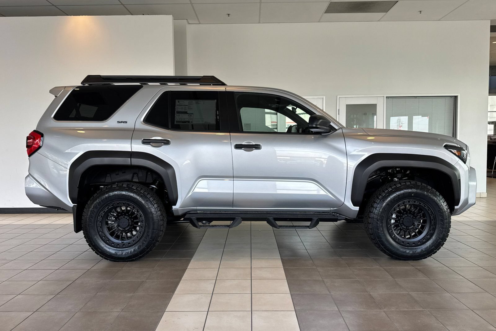 New 2026 Toyota 4Runner SR5 AWD/4WD image 3