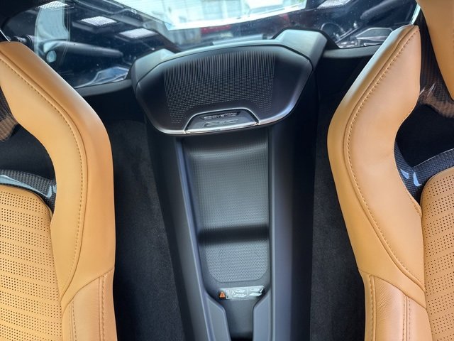 New 2025 Chevrolet Corvette E-Ray image 25