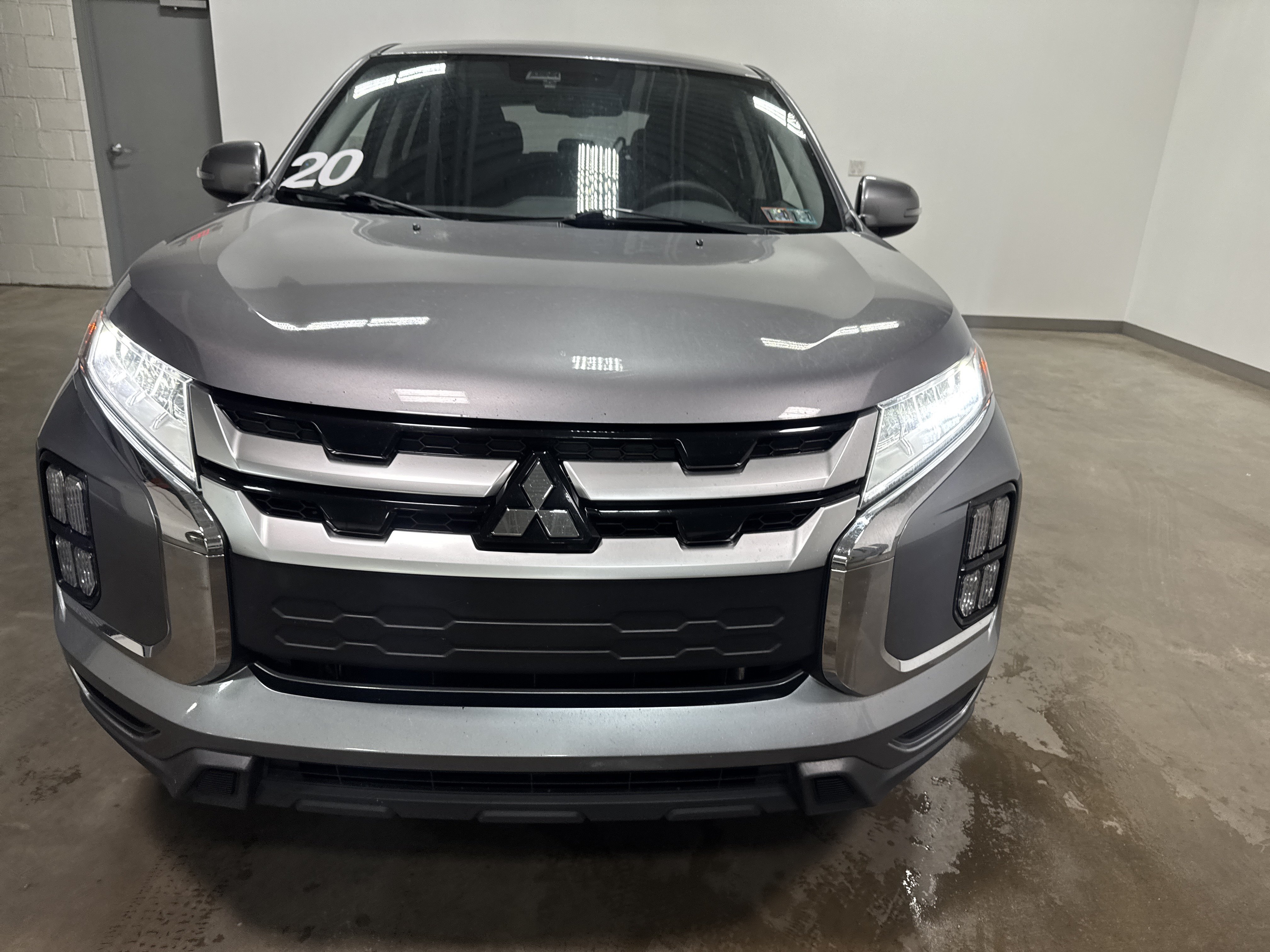Used 2020 Mitsubishi Outlander Sport SE AWD/4WD image 9