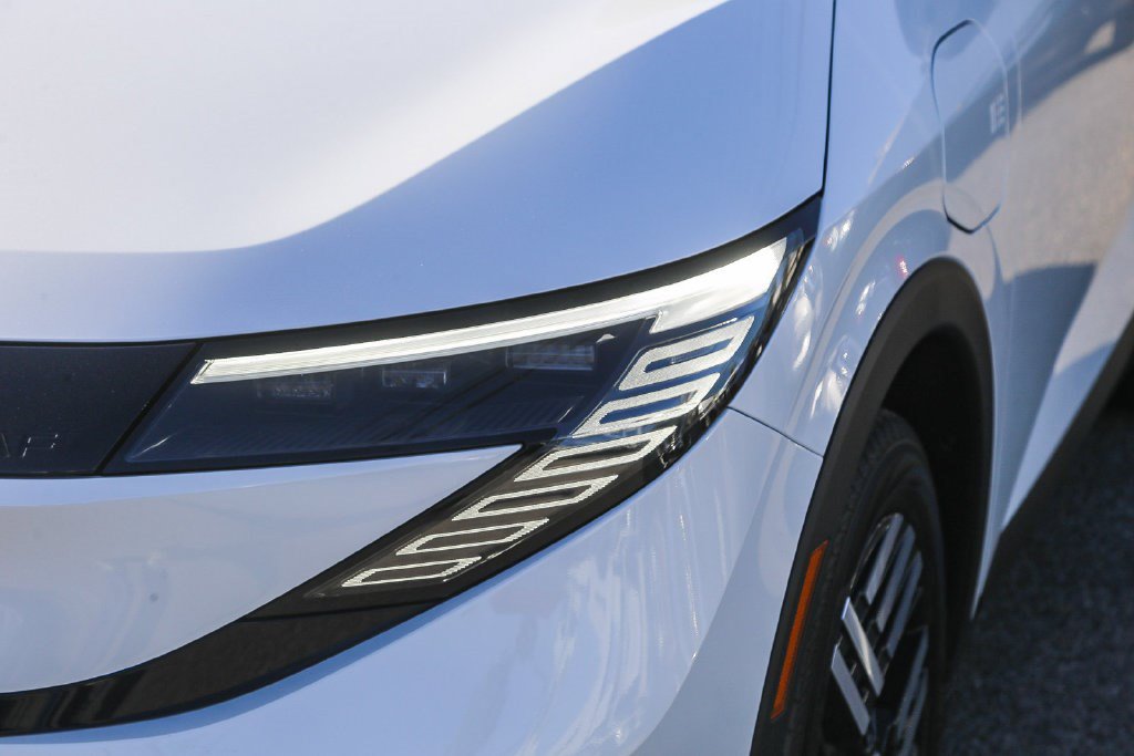 New 2026 Nissan Leaf SV+ w/ Floor Mat Package (SV+) FWD image 4