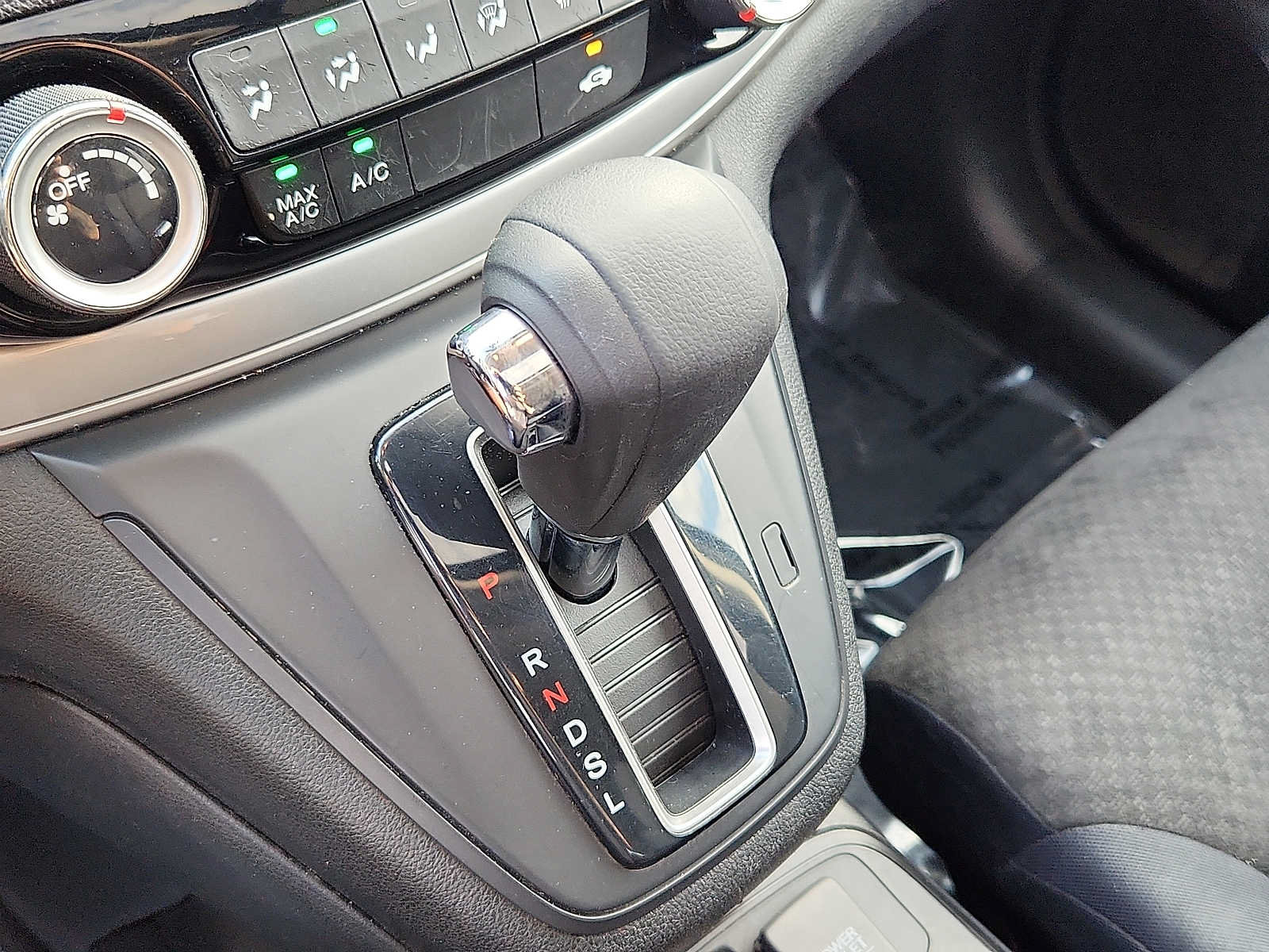 Used 2015 Honda CR-V EX image 14