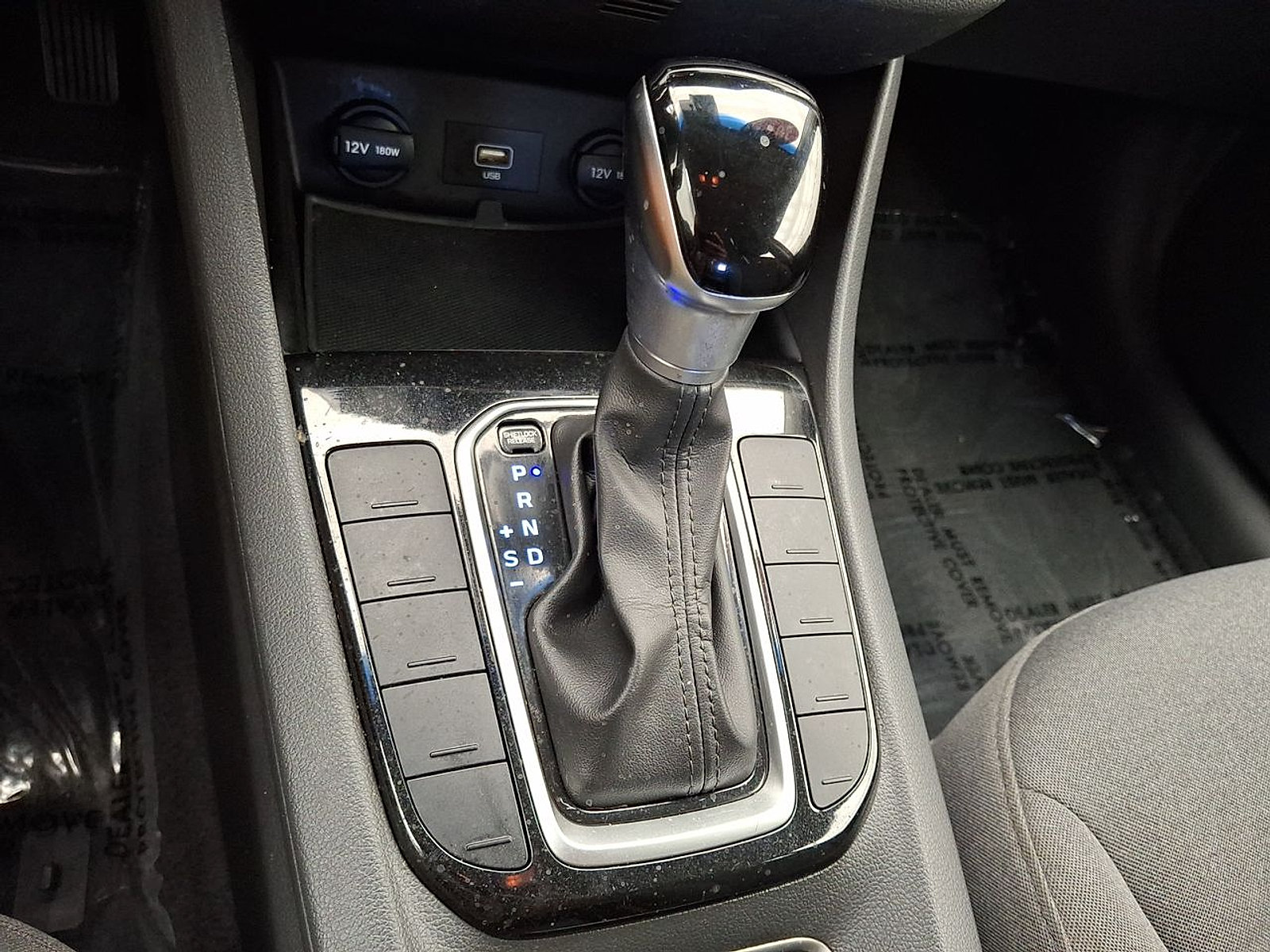 Used 2020 Hyundai Ioniq Blue FWD image 15