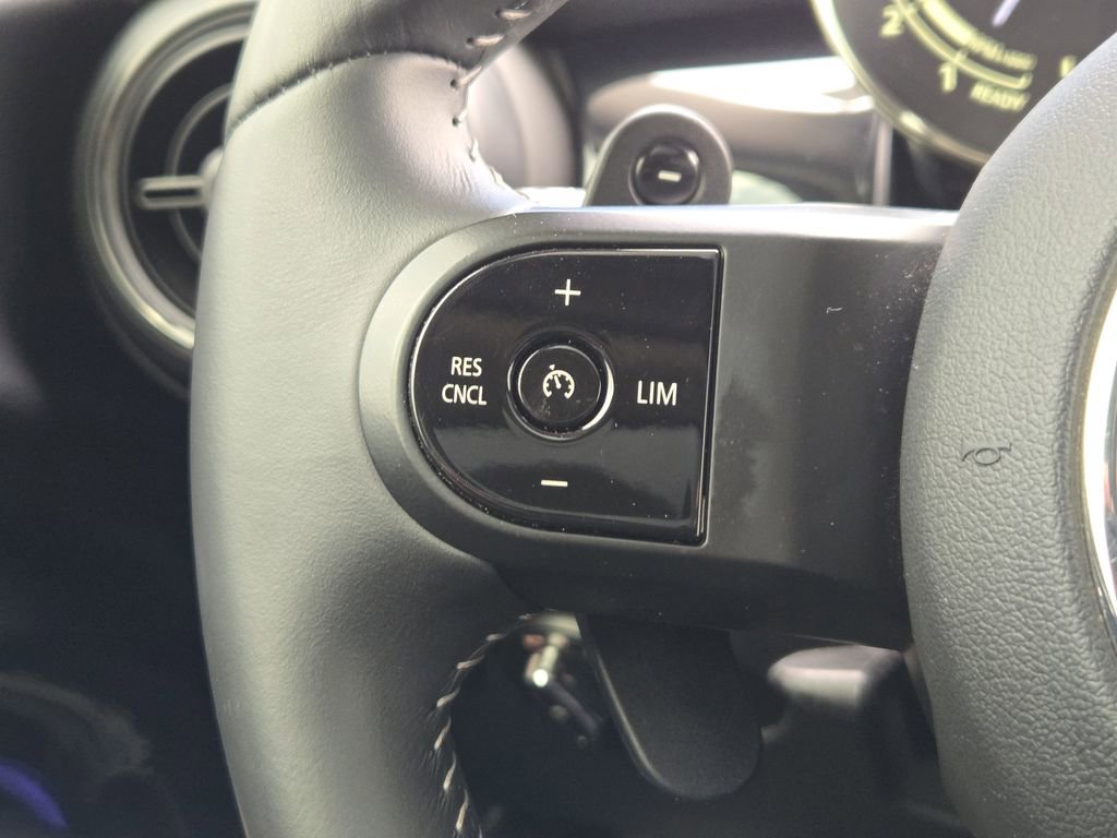 Used 2024 MINI Cooper S image 22